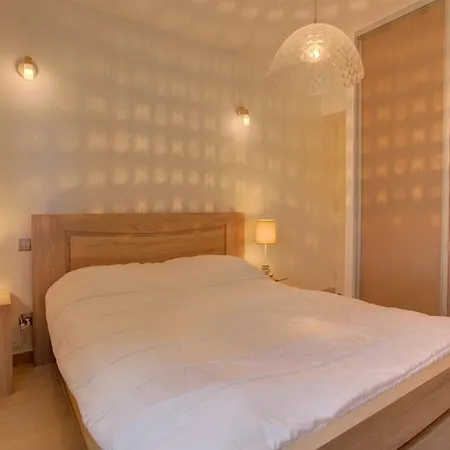 Classe 2 Etoiles Proche Latecoere *